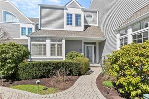 32 Hale Lane, Unit 32