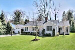 57 Woodside Avenue