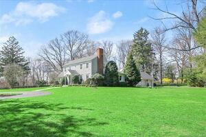 127 Hanson Road