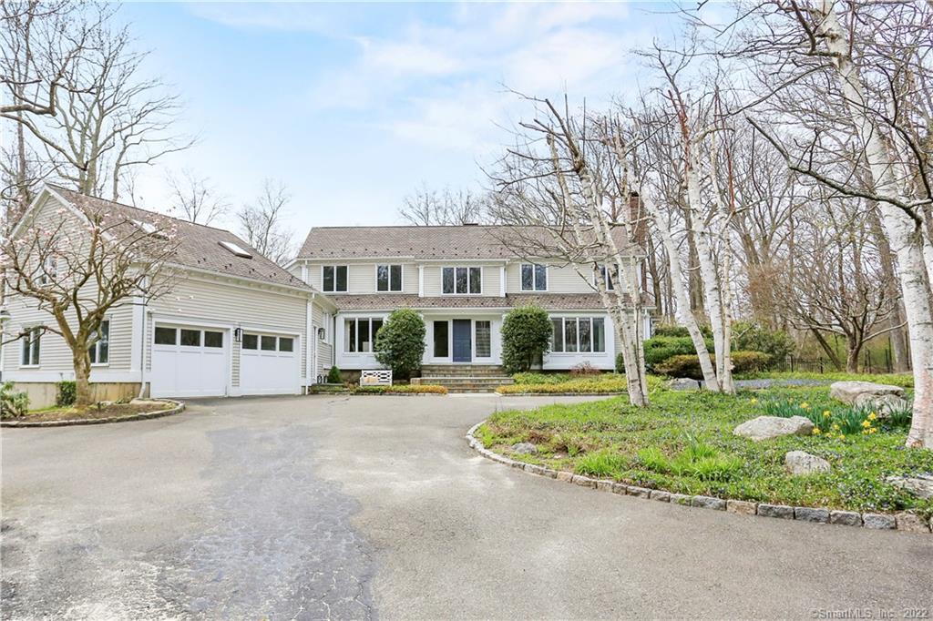 1566 Ponus Ridge — exterior photo