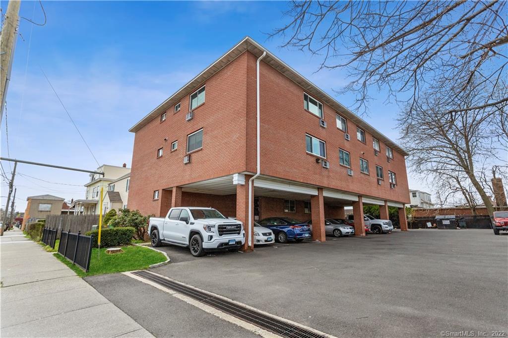 15 Victory Street, Unit 10 — exterior photo