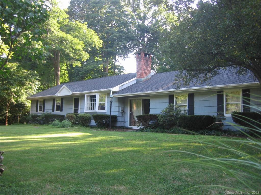 33 Toilsome Avenue — exterior photo
