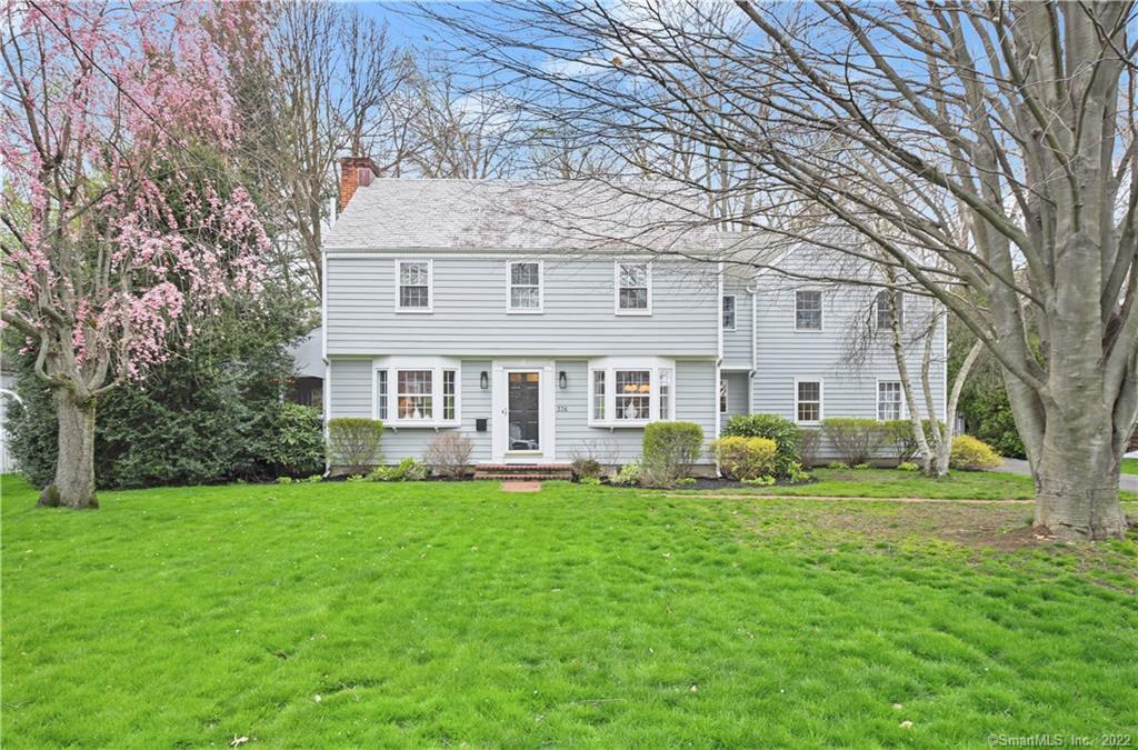 336 Parkwood Road — exterior photo