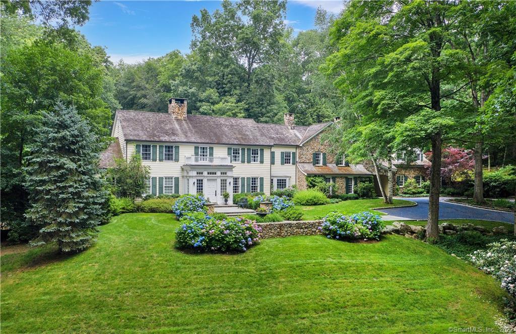 21 Alan Lane — exterior photo