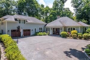 22 Duck Pond Road