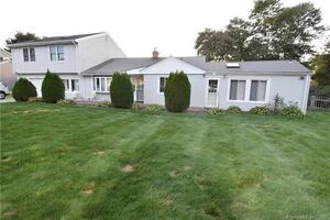 12 Winnipauk Drive