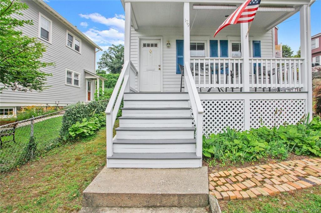 179 Water Street — exterior photo