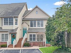 81 Locust Avenue, Unit 325