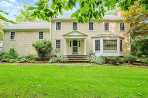 90 Scarlet Oak Drive