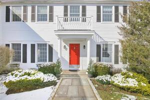 5 Crowne Pond Lane, Unit 5