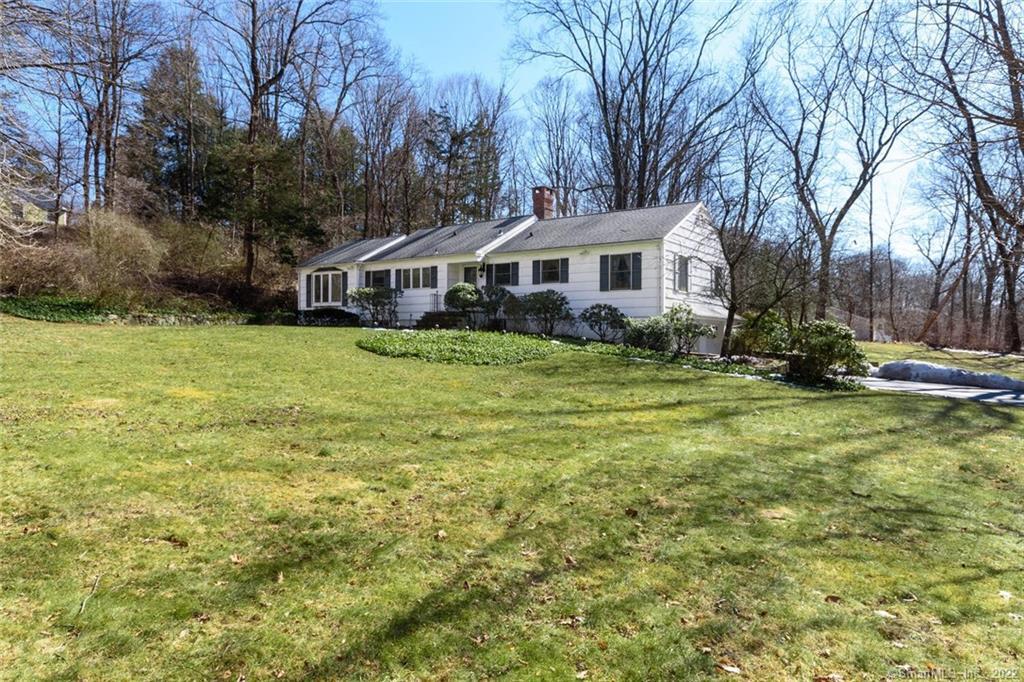 25 Rolling Ridge Road — exterior photo