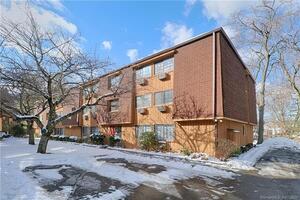 197 Bridge Street, Unit 19