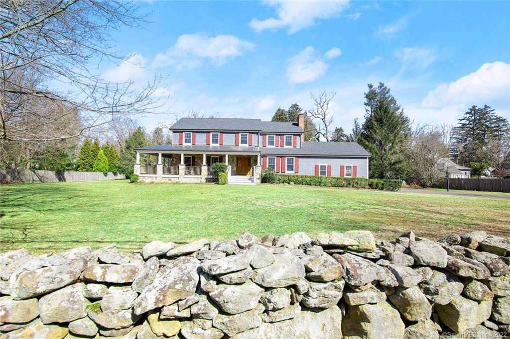 12 Woodside Avenue — exterior photo