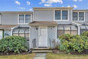 35 Seaside Avenue, Unit 33