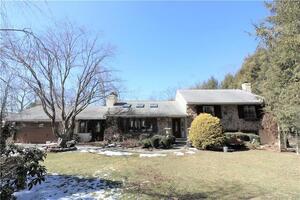 10 Silver Hill Road
