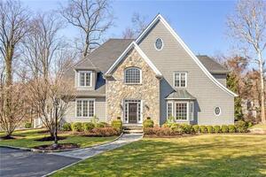 139 Leroy Avenue