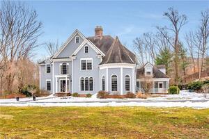 3 Oak Ridge Drive