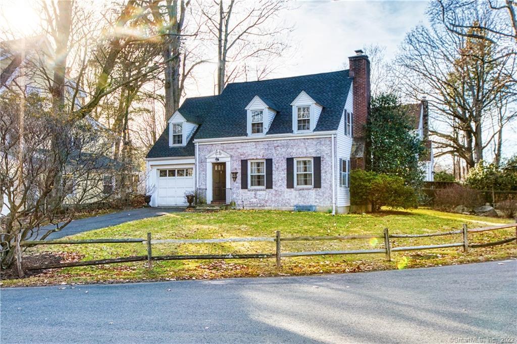 54 Center Drive — exterior photo