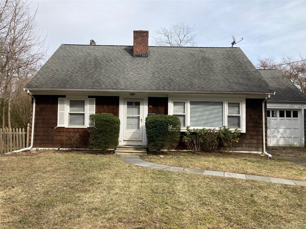 16 Woodlawn Avenue — photo 1
