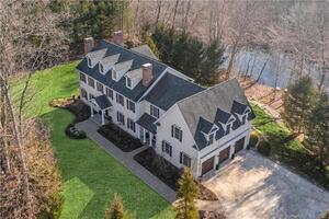 9 Laurel Lake