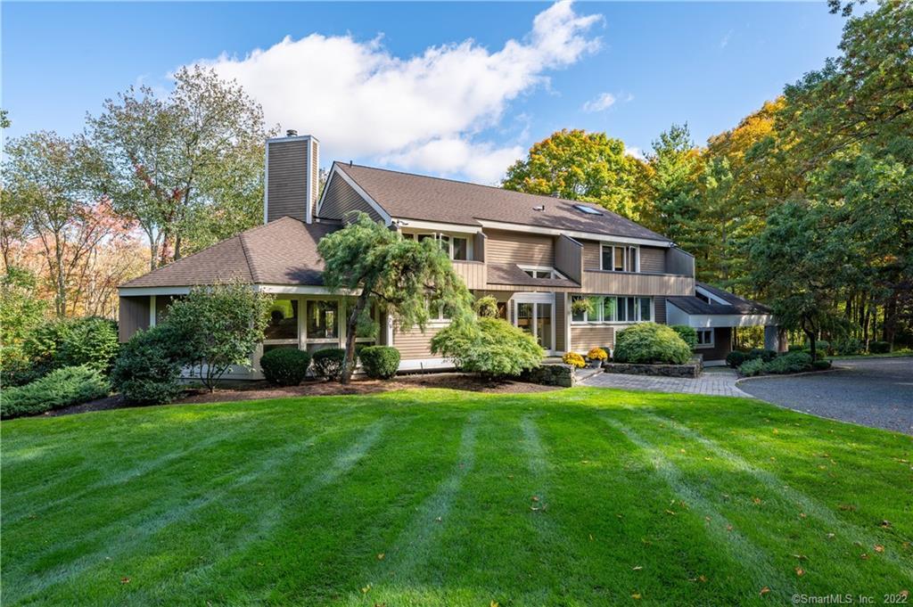 28 Dillman Court — exterior photo
