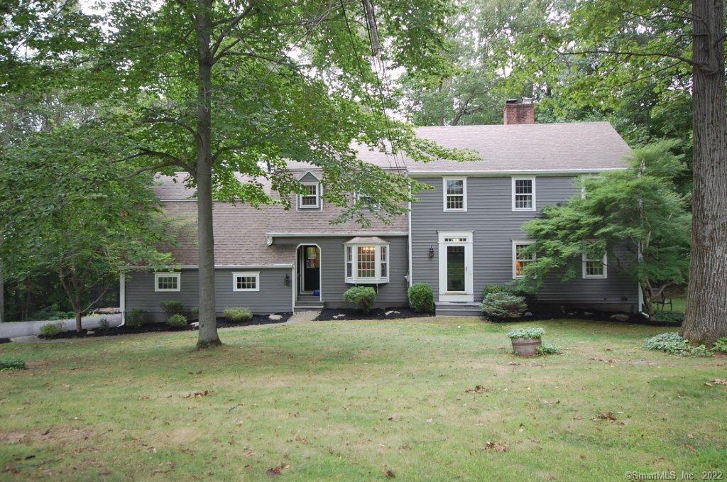 36 Revere Place — exterior photo