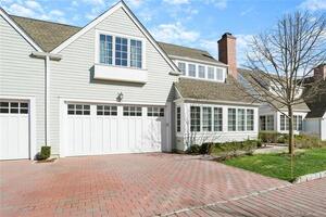 47 Kensett Lane, Unit 47