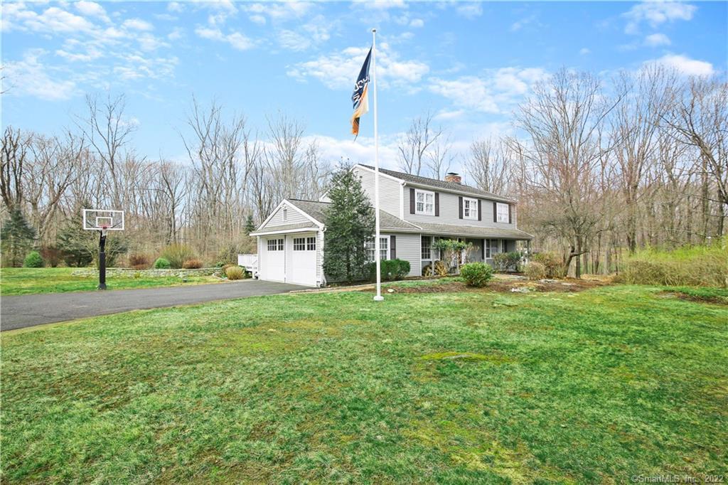 51 Turtleback Road — photo 1