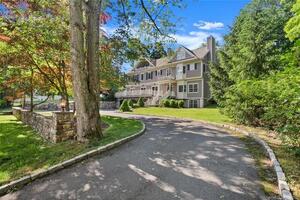 9 Wakeman Road