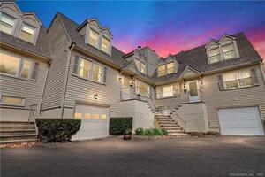 156 Longfellow Avenue, Unit 156