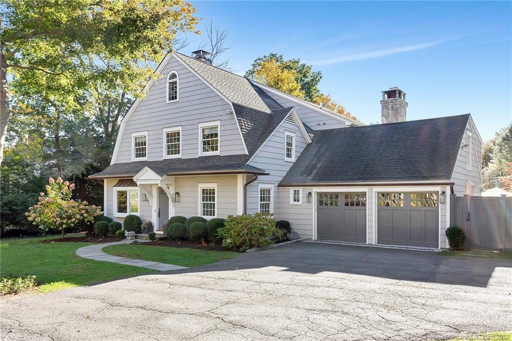 6 Meadowbrook Road — exterior photo