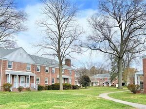 2475 Summer Street, Unit 1E