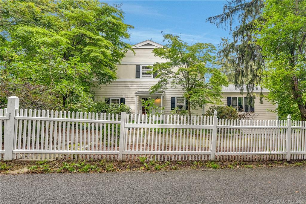 44 Crawford Road — exterior photo