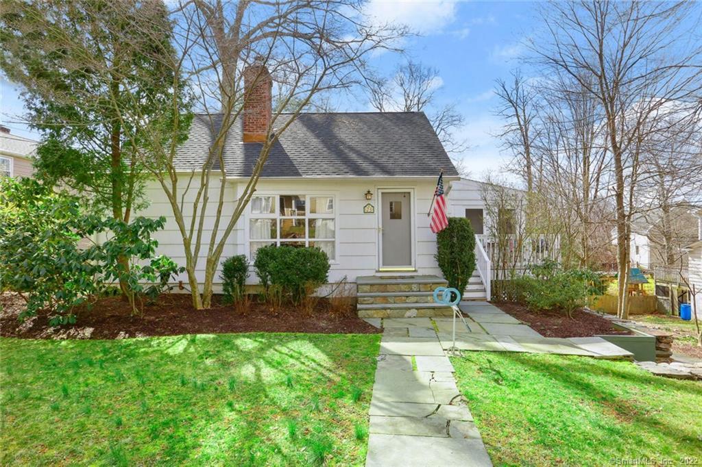 23 Hickory Drive — exterior photo