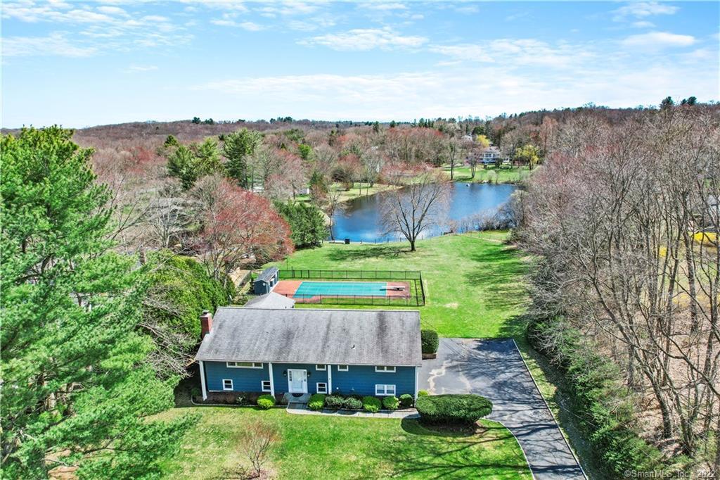 14 Bittersweet Lane — exterior photo