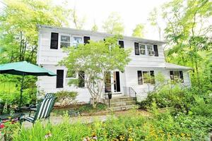 4 Brookwood Lane