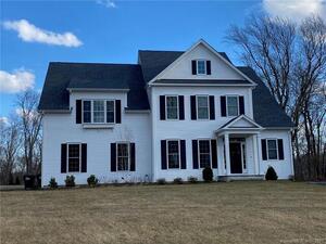 10 Deer Hill Drive