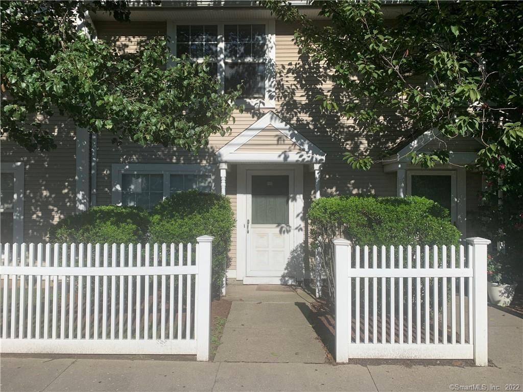 1 Southfield Avenue, Unit 116 — exterior photo