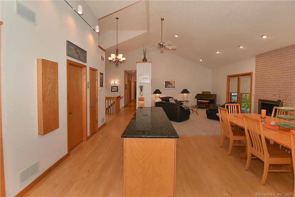 4 Deer Run Drive, Ellington, CT 06029 - Thumbnail 20
