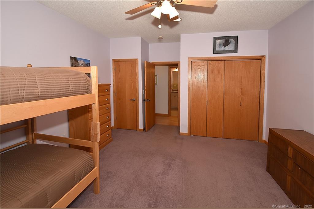 4 Deer Run Drive, Ellington, CT 06029 - Thumbnail 32
