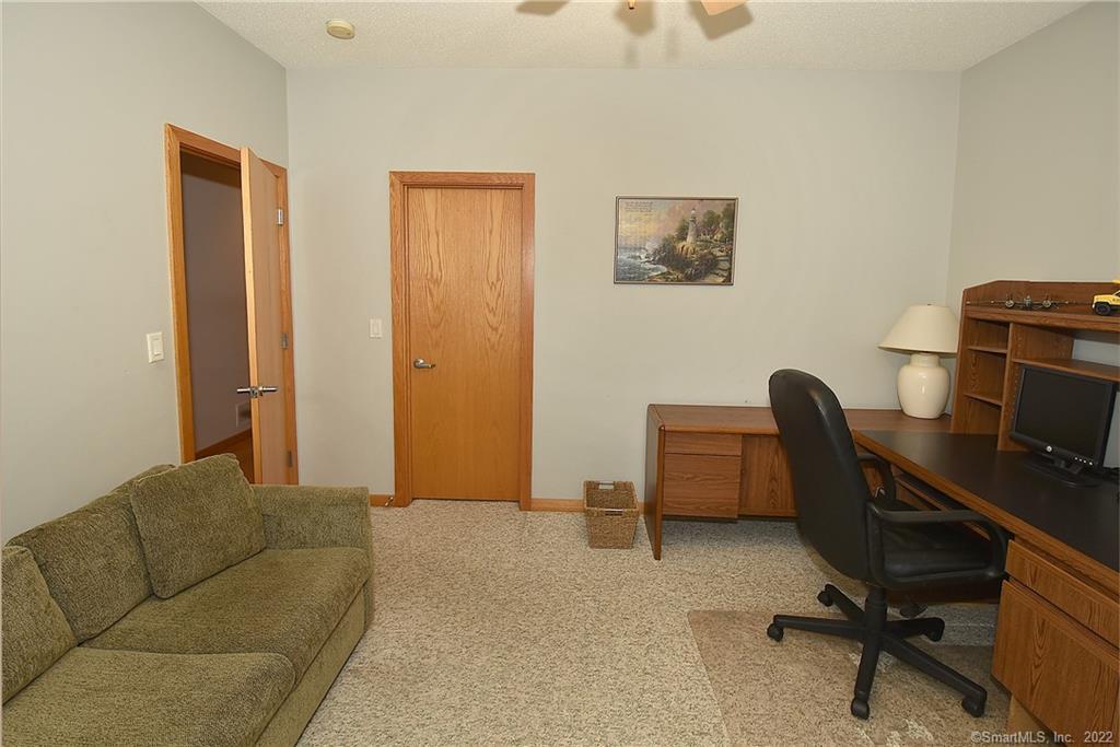 4 Deer Run Drive, Ellington, CT 06029 - Thumbnail 35