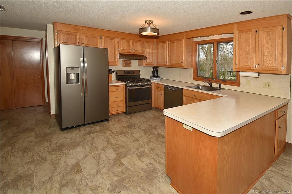 11 Ketchbrook Lane, Ellington, CT 06029 - Thumbnail 14