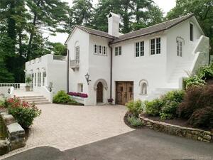 8 Old Farm Road
