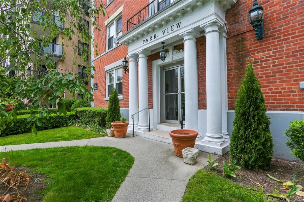 53 Prospect Street, Unit 106 — exterior photo