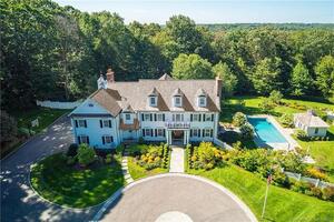 163 Woodridge Circle
