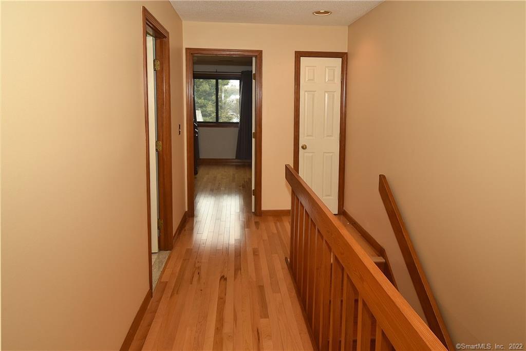 1305 Mill Pond Drive, South Windsor, CT 06074 - Thumbnail 18