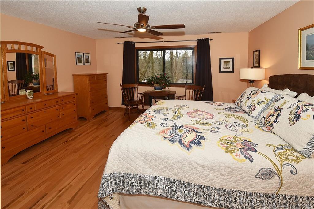 1305 Mill Pond Drive, South Windsor, CT 06074 - Thumbnail 23