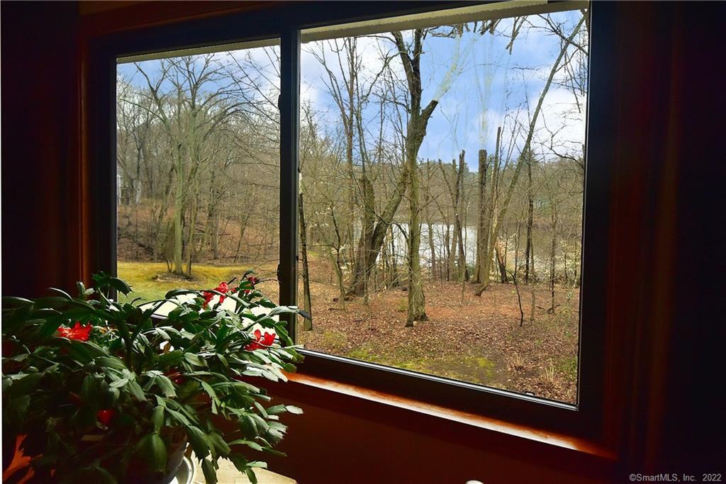 1305 Mill Pond Drive, South Windsor, CT 06074 - Thumbnail 24