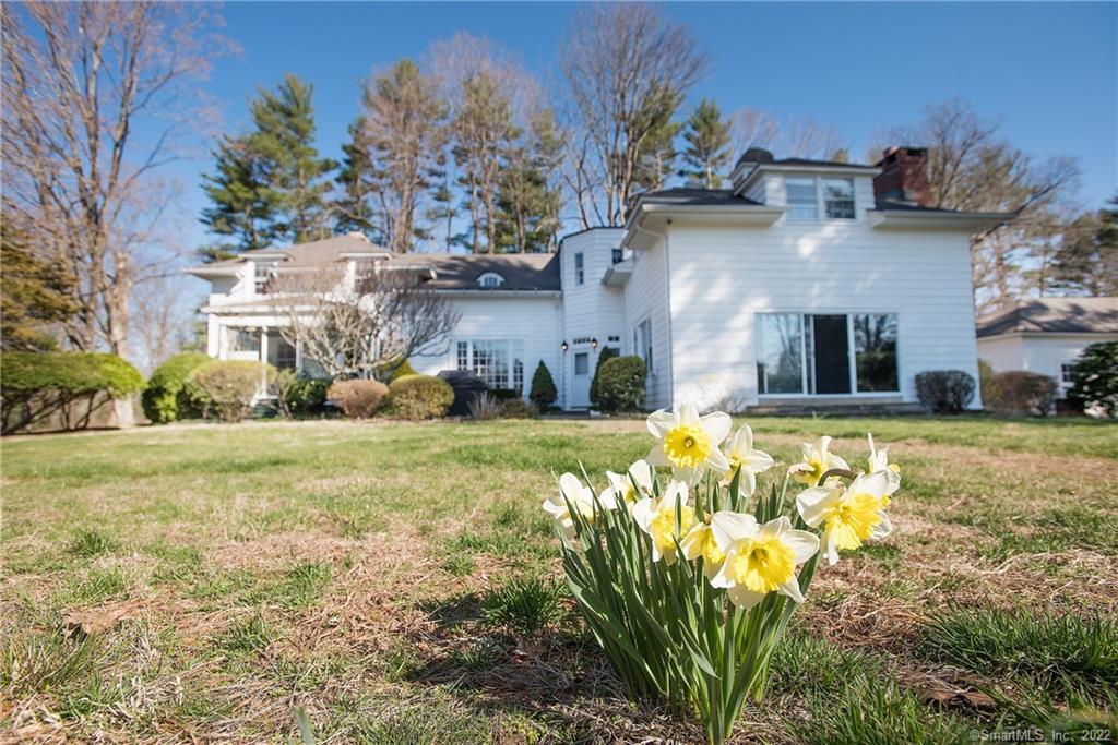 639 Smith Ridge Road — exterior photo