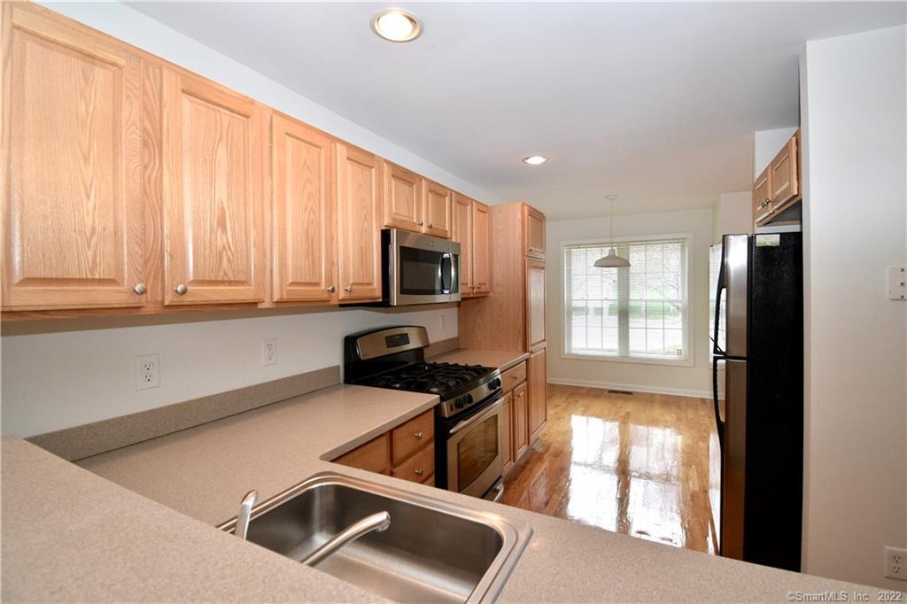 1406 Sienna, Danbury, Connecticut 06810